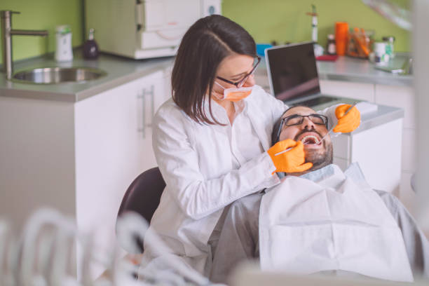 Best Dentist for Tooth Abscess  in Wake Village, TX